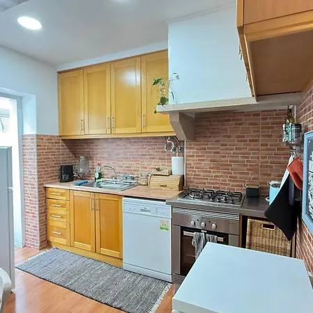 Alameda Urban Гостевой дом 3*